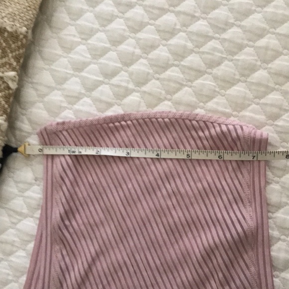 Lululemon 'ahead by miles' tie back mesh tee, small.  GD - Picture 6 of 6